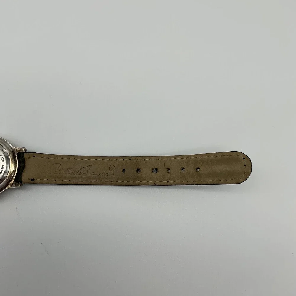 Vintage Eddie Bauer V102 Womens Watch 28mm White Dial Green Leather New Battery